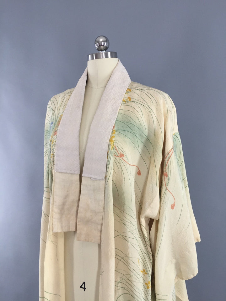 1940s Vintage Silk Kimono Robe / Ivory Birdcage Novelty Print - ThisBlueBird