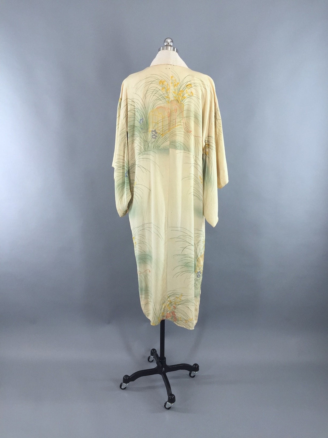 1940s Vintage Silk Kimono Robe / Ivory Birdcage Novelty Print - ThisBlueBird