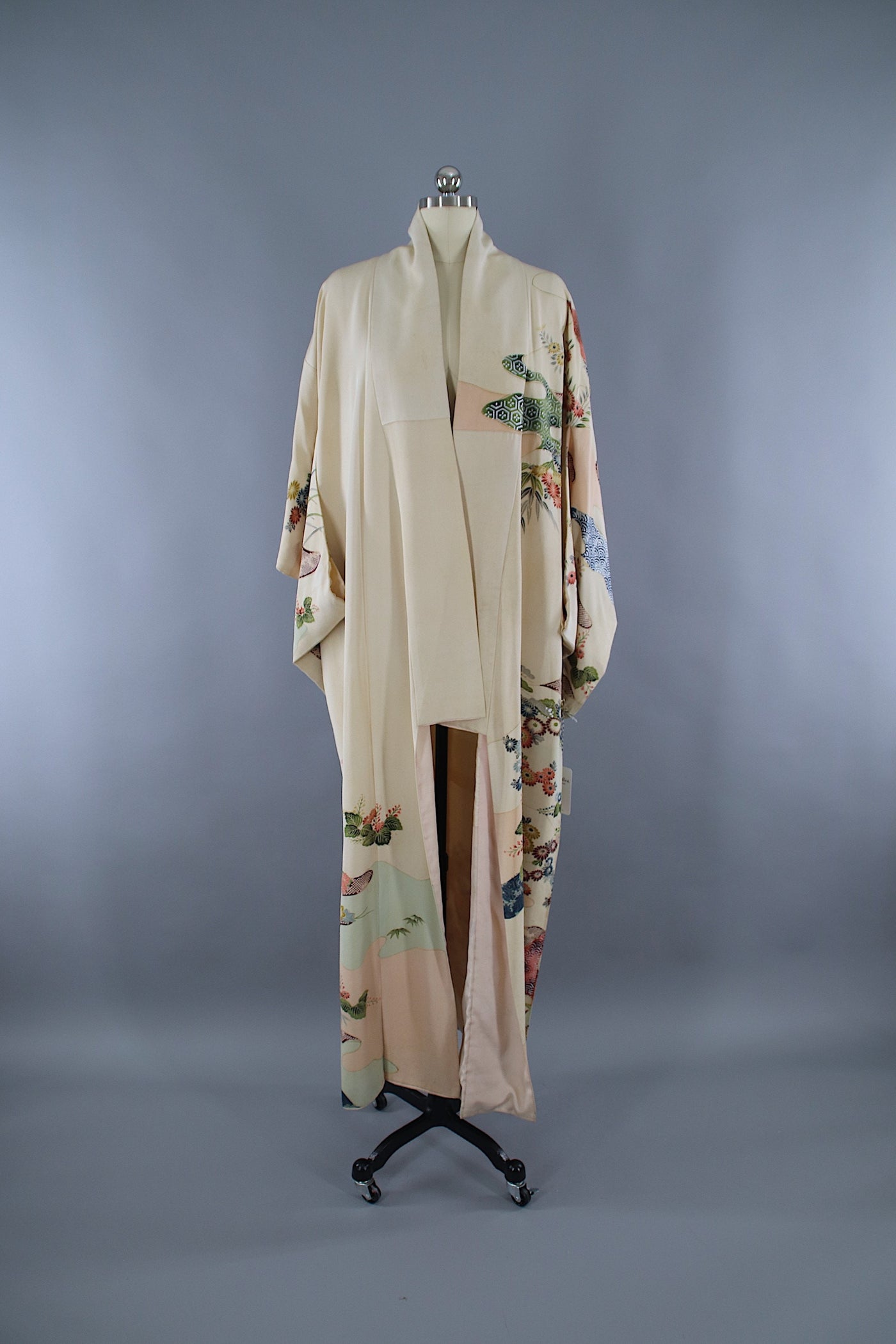 1940s Vintage Silk Kimono Robe / Ivory Green Peach Floral Print - ThisBlueBird