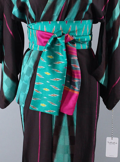 1940s Vintage Silk Kimono Robe / Meisen Black & Green Ikat - ThisBlueBird