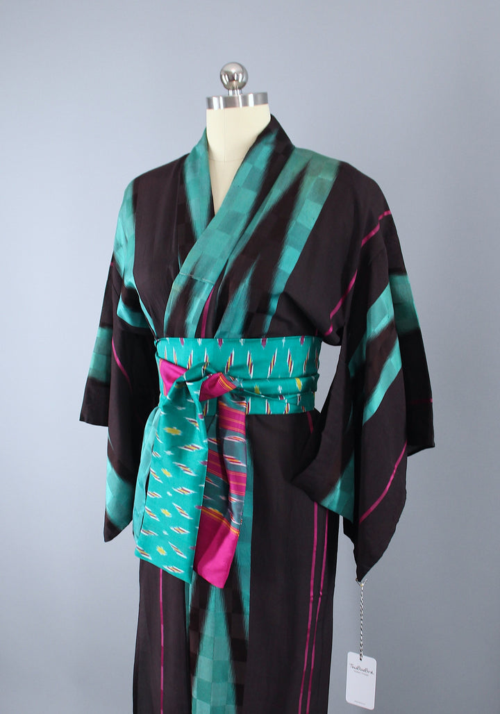 1940s Vintage Silk Kimono Robe / Meisen Black &amp; Green Ikat - ThisBlueBird