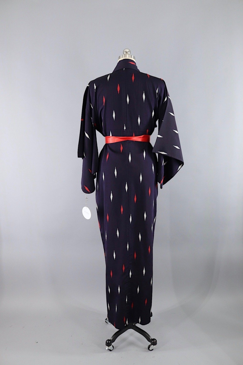 1940s Vintage Silk Kimono Robe / Navy Blue & Red Ikat Diamonds - ThisBlueBird