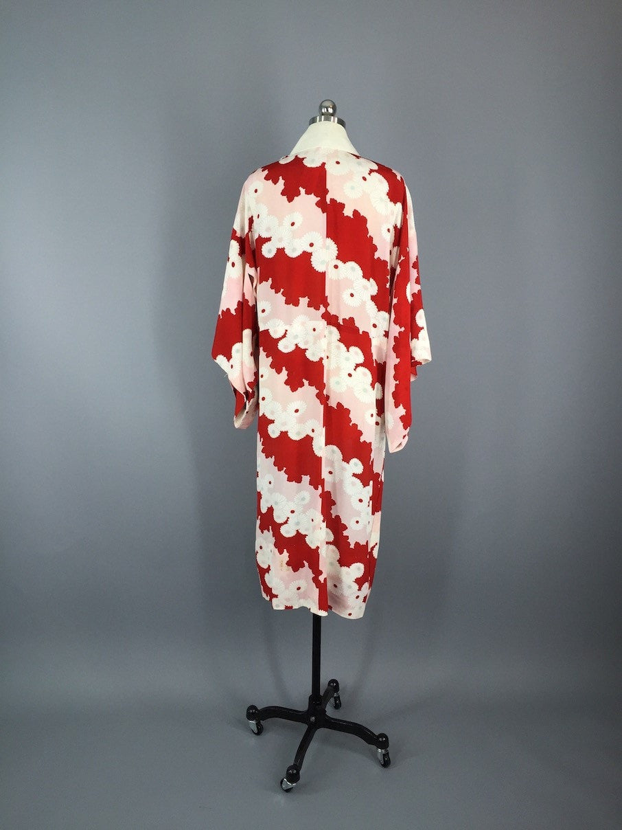 1940s Vintage Silk Kimono Robe / Pink Daisy Floral Print - ThisBlueBird