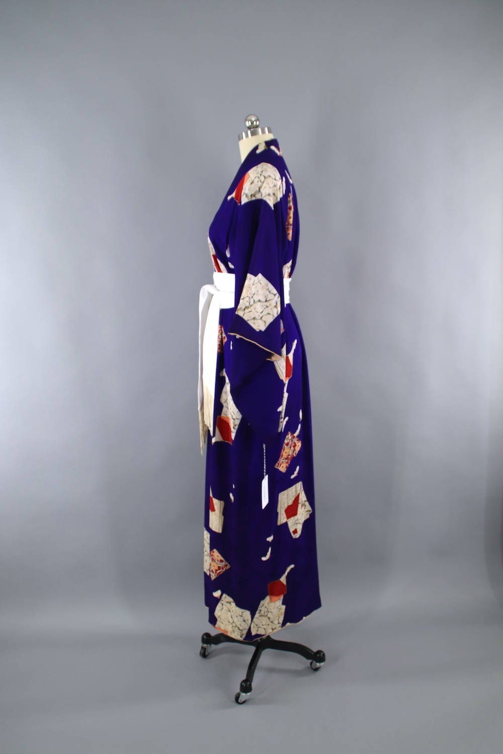 1940s Vintage Silk Kimono Robe / Royal Blue & Red Abstract Print - ThisBlueBird