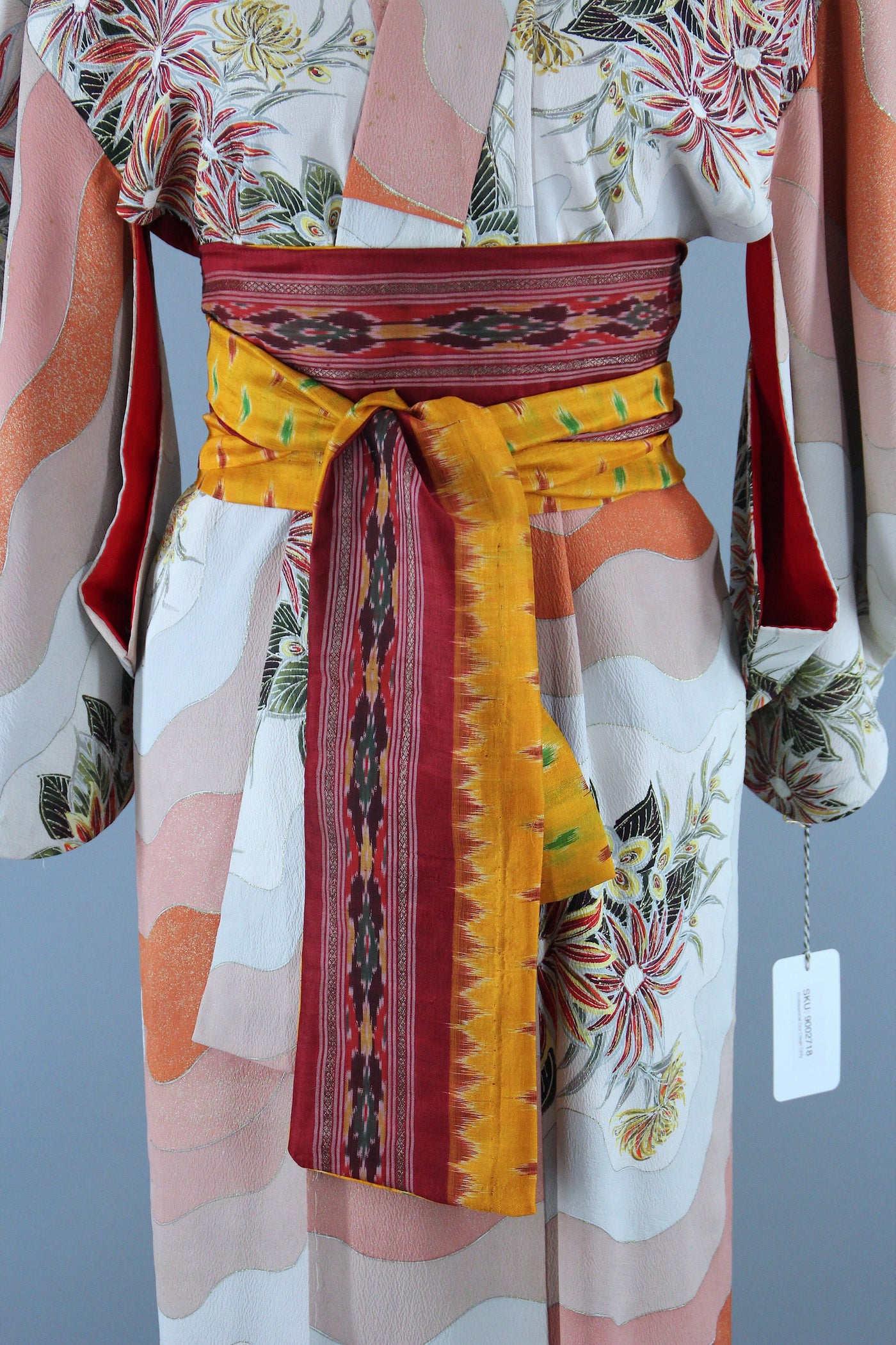 1940s Vintage Silk Kimono Robe / White Terra Cotta Floral Print - ThisBlueBird