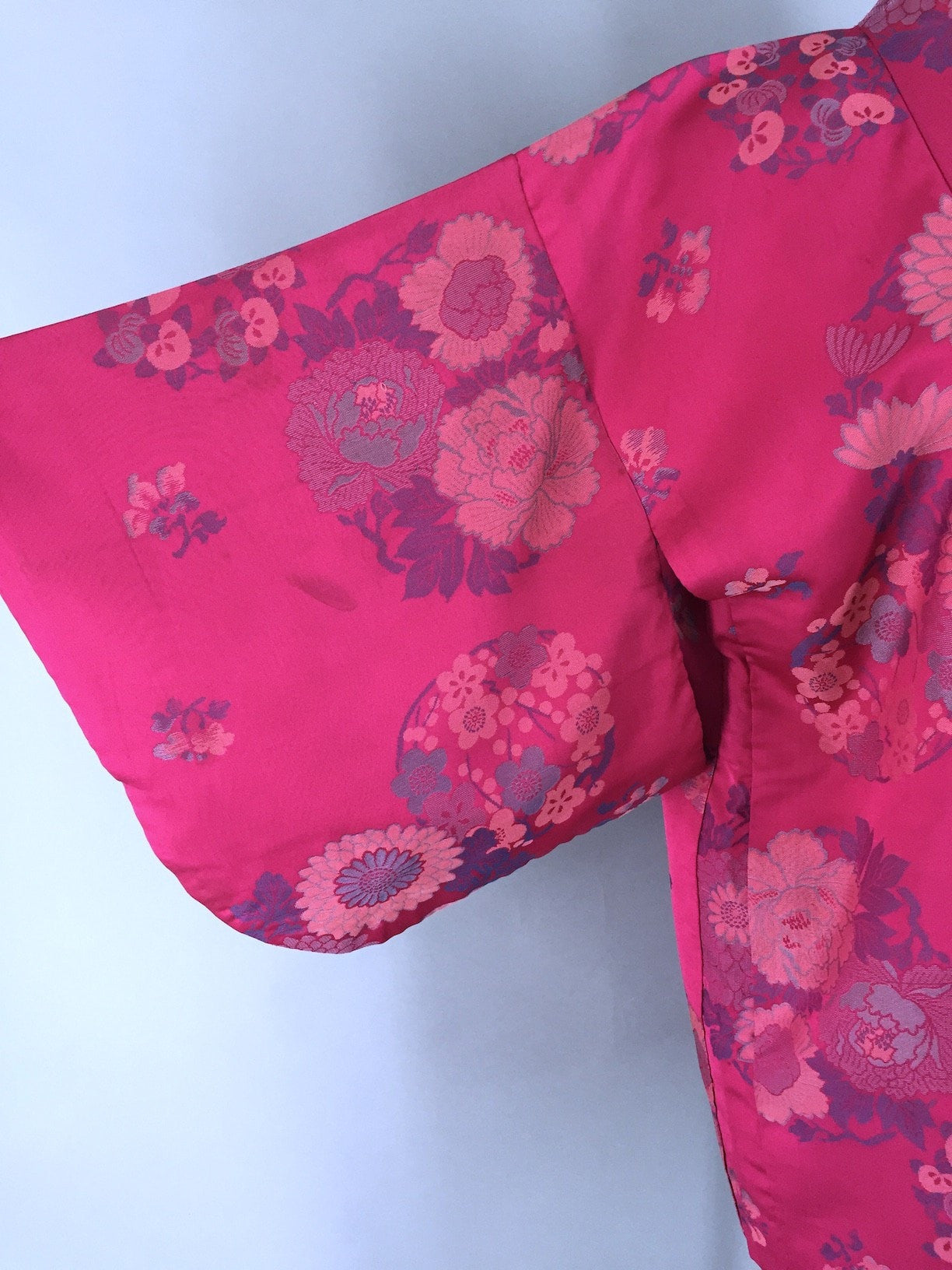 1950s Haori Kimono Cardigan / Magenta Pink Omeshi - ThisBlueBird
