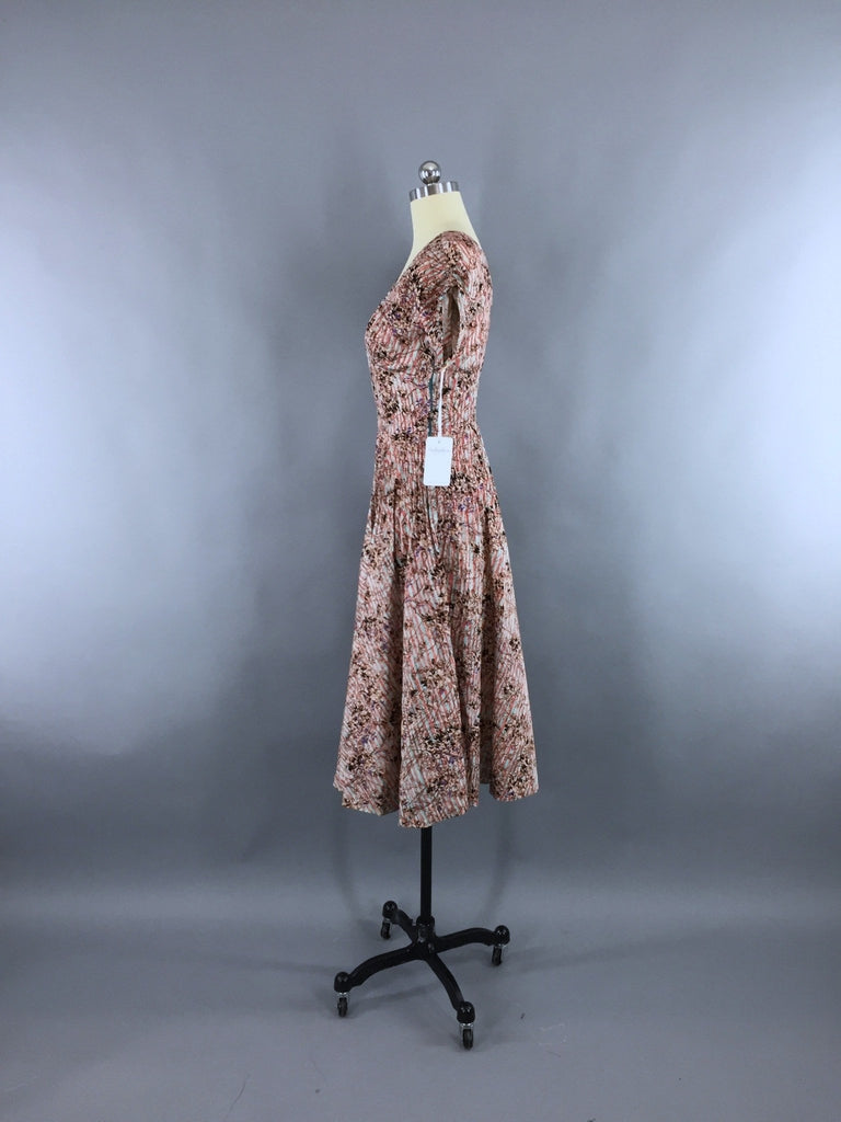 1950s Vintage Floral Print Summer Dress - ThisBlueBird