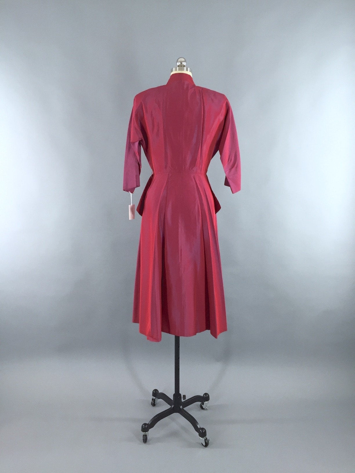 1950s Vintage Iridescent Pink Taffeta New Look Dress - ThisBlueBird