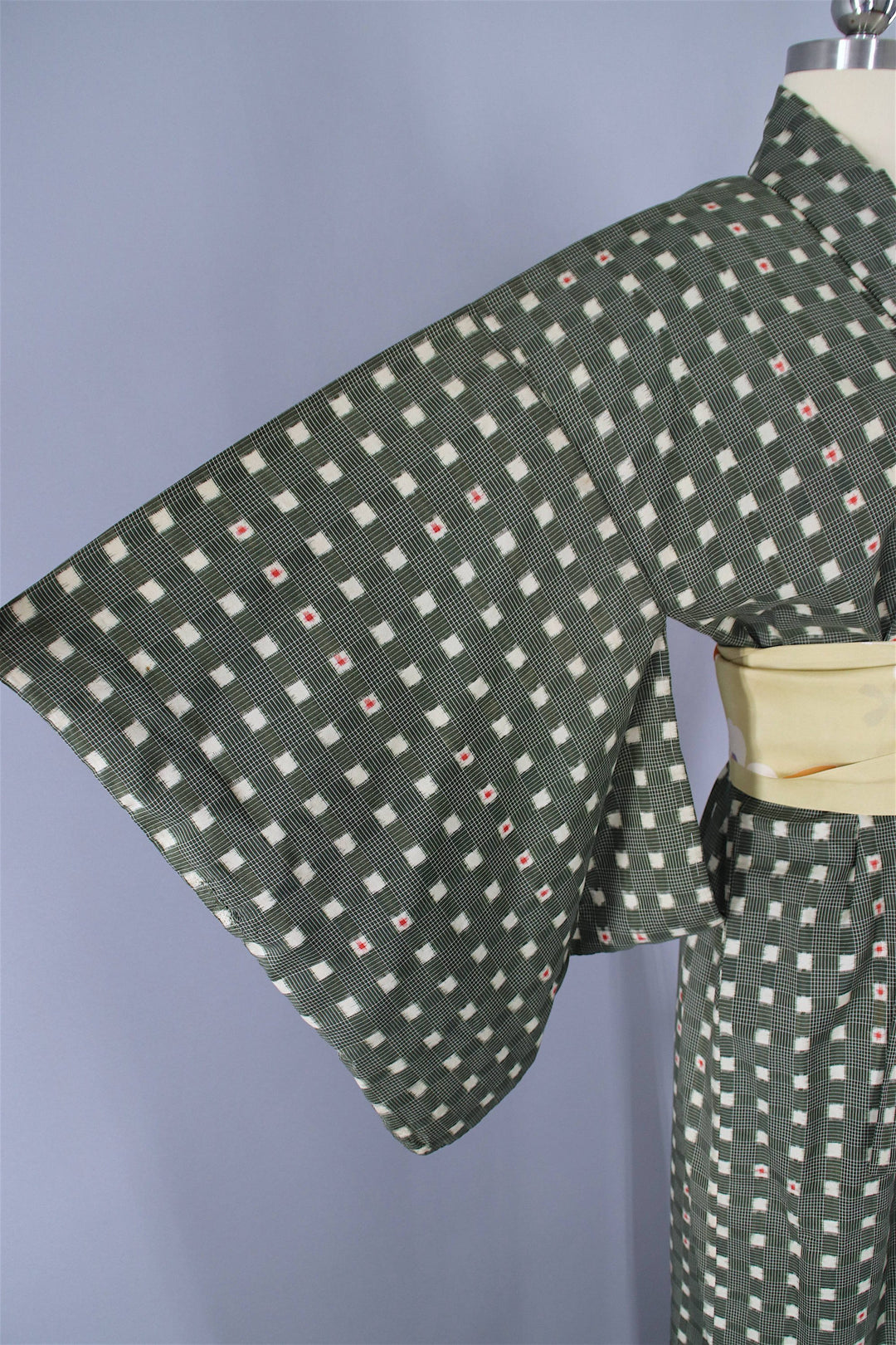 1950s Vintage Kimono Robe / Dark Green Checkered Gingham Rayon Cotton Muslin - ThisBlueBird