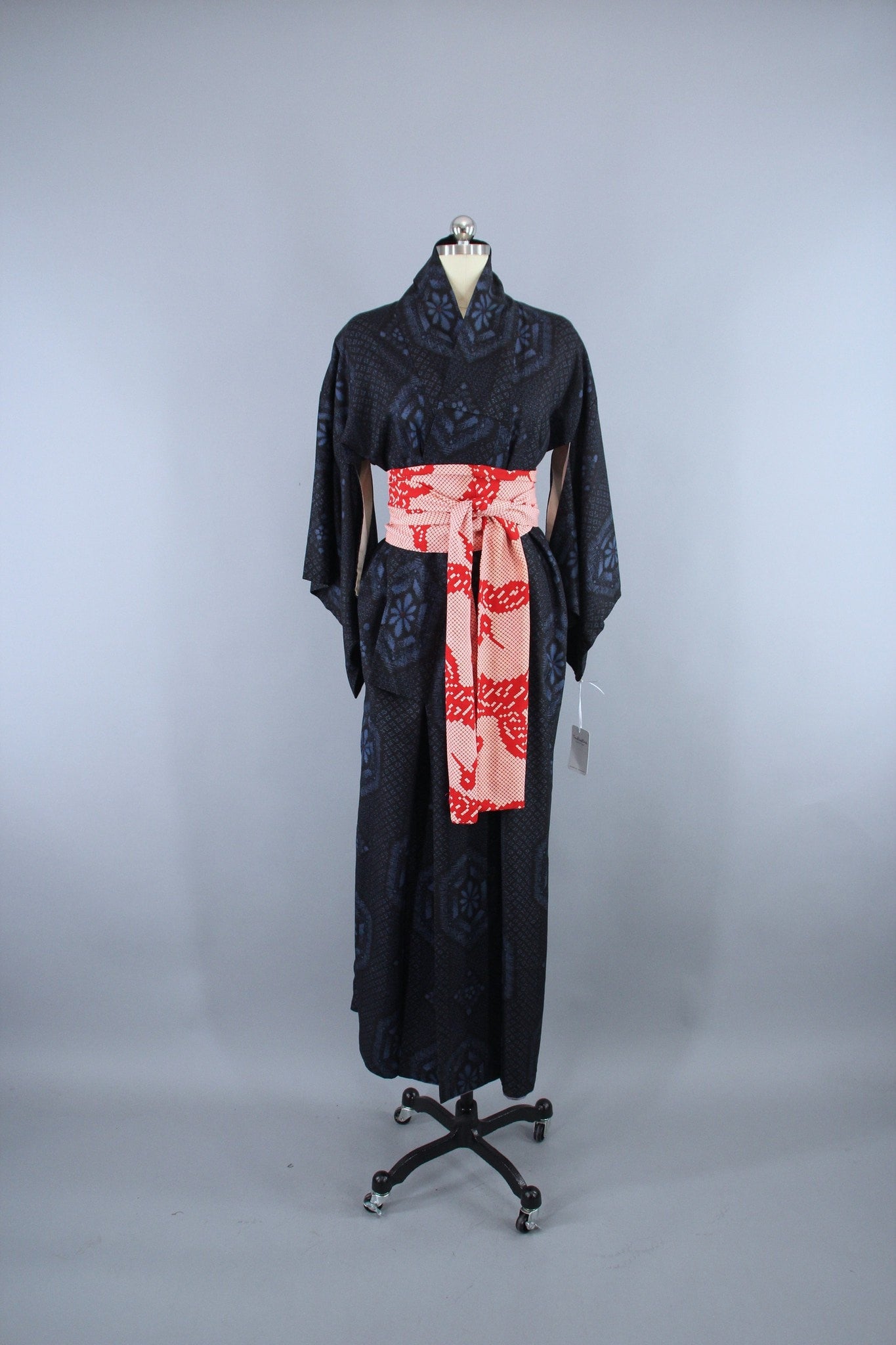 1950s Vintage Kimono Robe in Black & Blue IKAT - ThisBlueBird