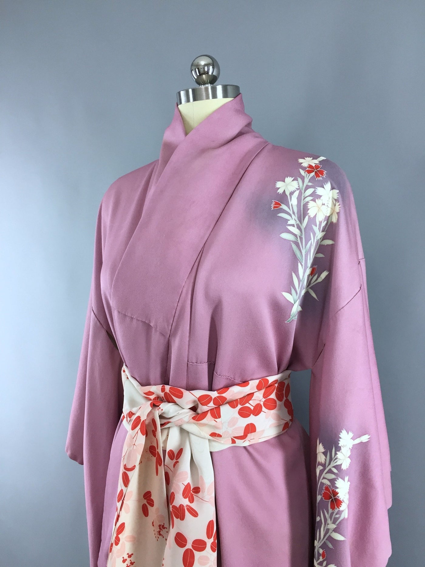 1950s Vintage Kimono Robe with Lavender and Red Floral Print - ThisBlueBird
