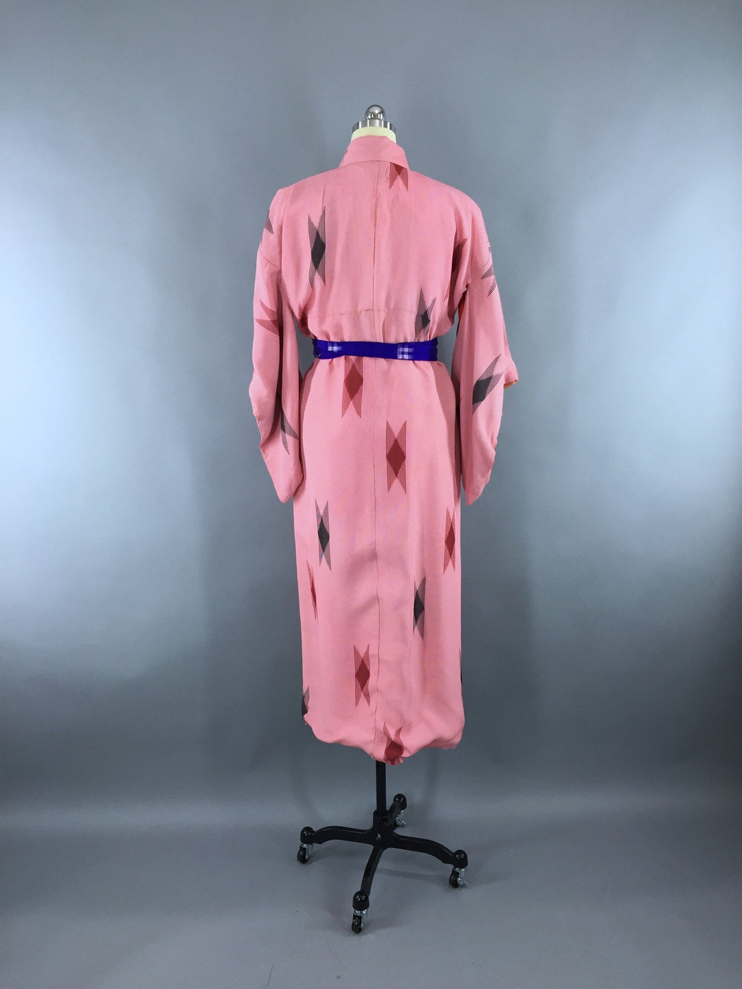 1950s Vintage Kimono Robe with Pink Geometric Ikat Print - ThisBlueBird