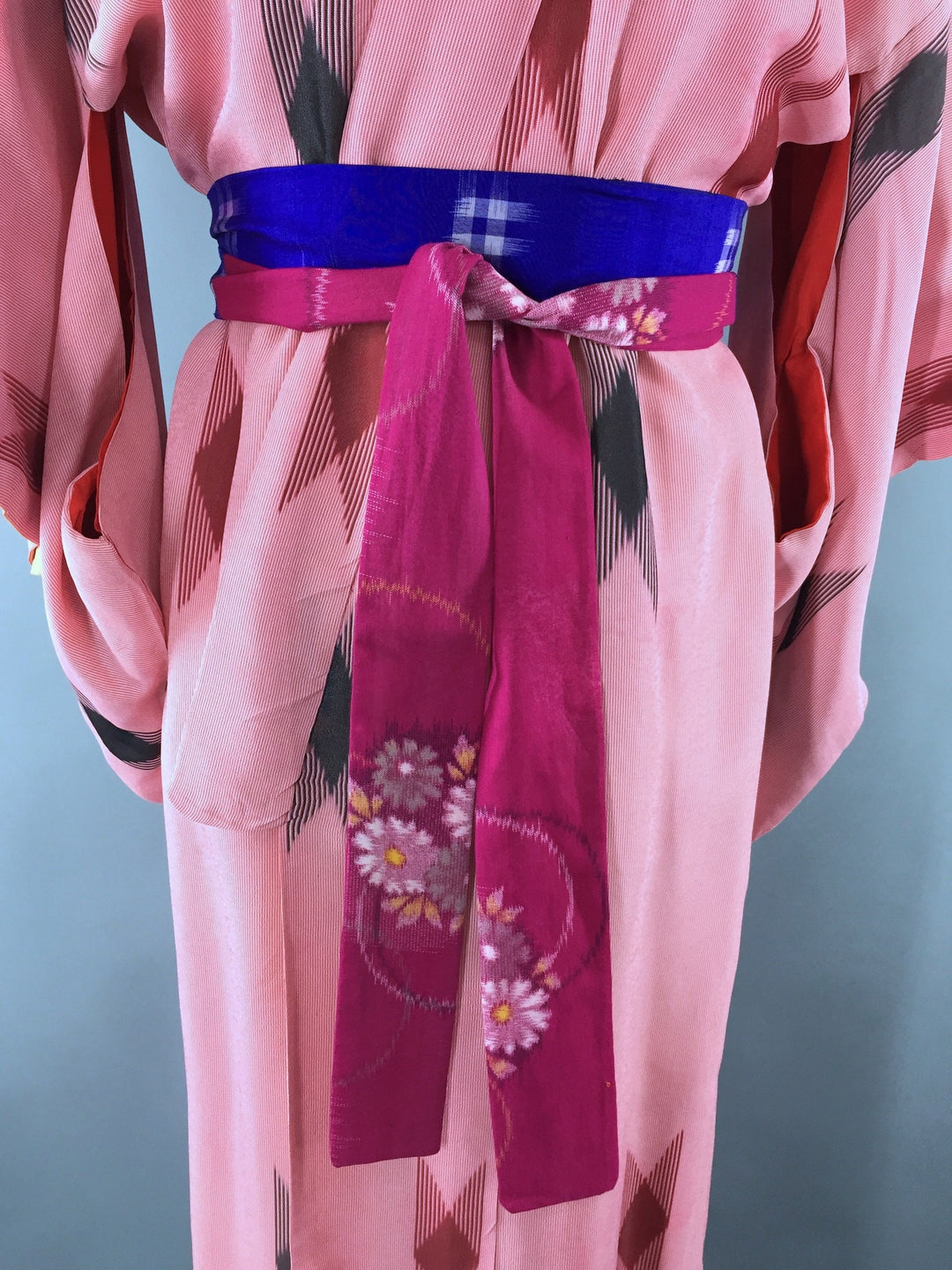 1950s Vintage Kimono Robe with Pink Geometric Ikat Print - ThisBlueBird