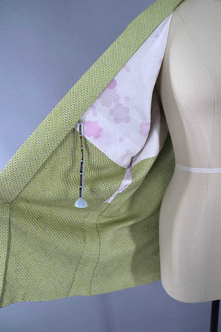 1950s Vintage Silk Haori Kimono Jacket Cardigan / Lime Green Shibori Haori - ThisBlueBird