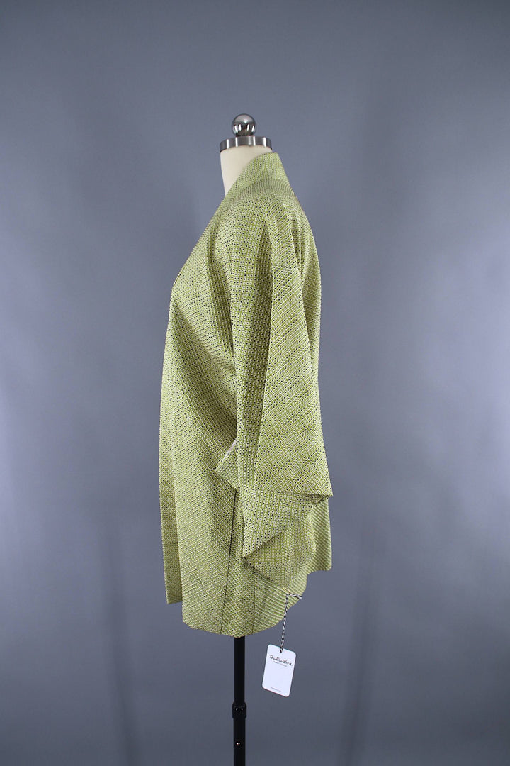 1950s Vintage Silk Haori Kimono Jacket Cardigan / Lime Green Shibori Haori - ThisBlueBird