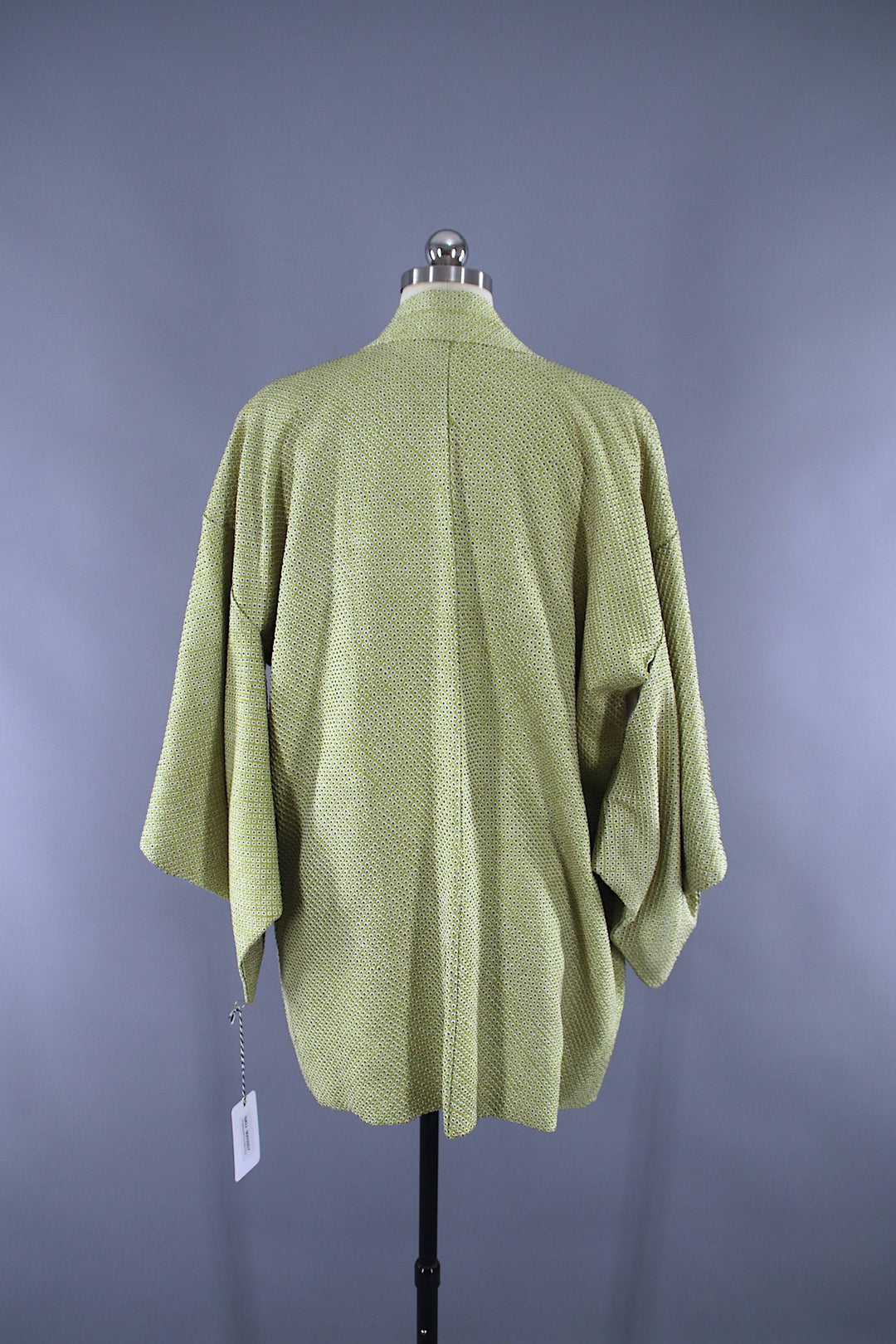 1950s Vintage Silk Haori Kimono Jacket Cardigan / Lime Green Shibori Haori - ThisBlueBird
