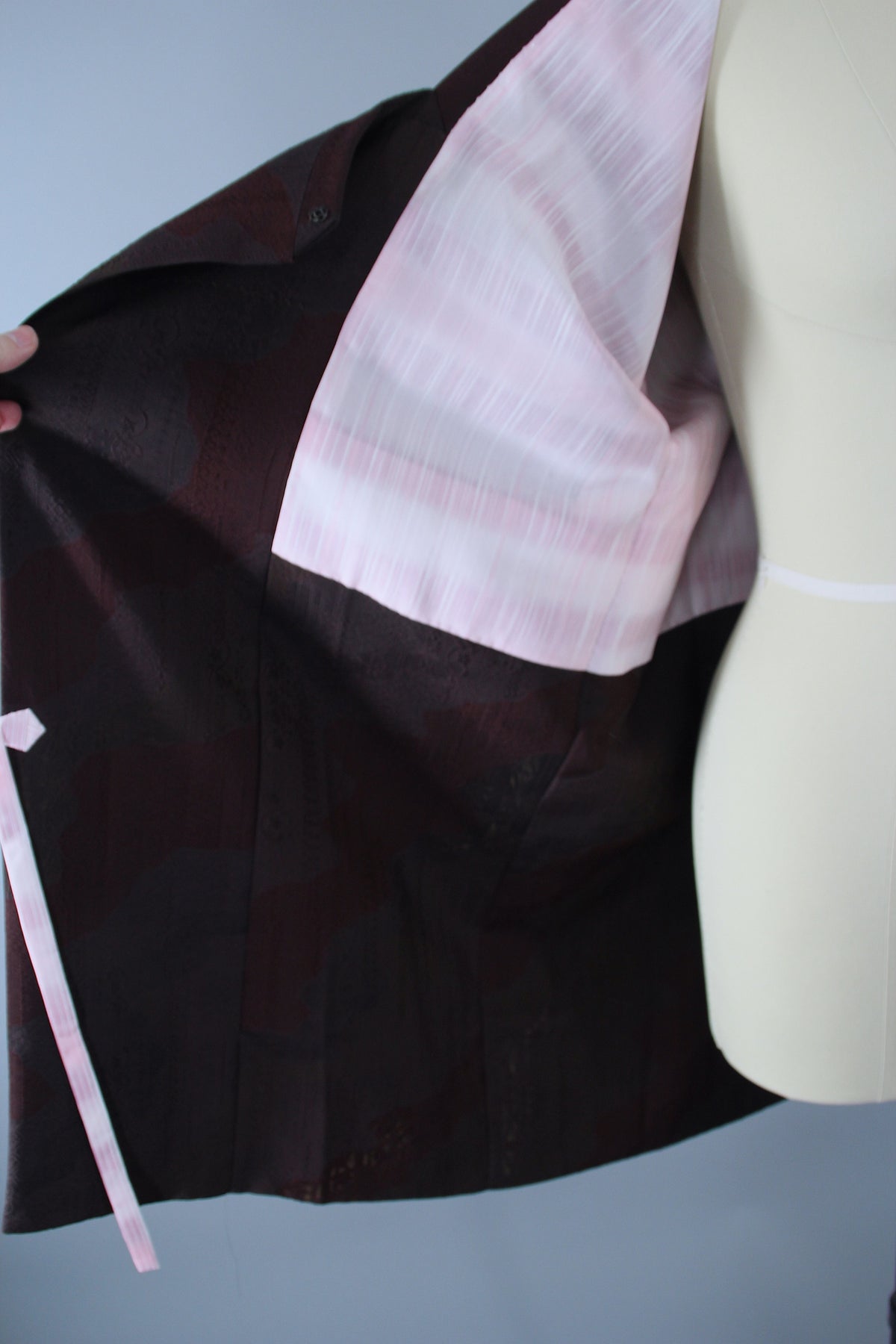 1950s Vintage Silk Kimono Jacket Coat / Brown Textured Silk Crepe ...