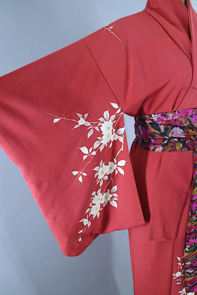 1950s Vintage Silk Kimono Robe / Brick Red Dogwood Floral Print - ThisBlueBird