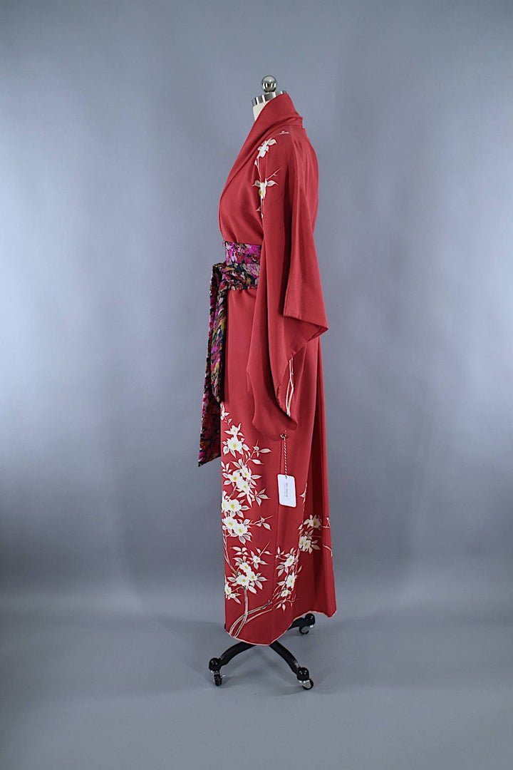 1950s Vintage Silk Kimono Robe / Brick Red Dogwood Floral Print - ThisBlueBird