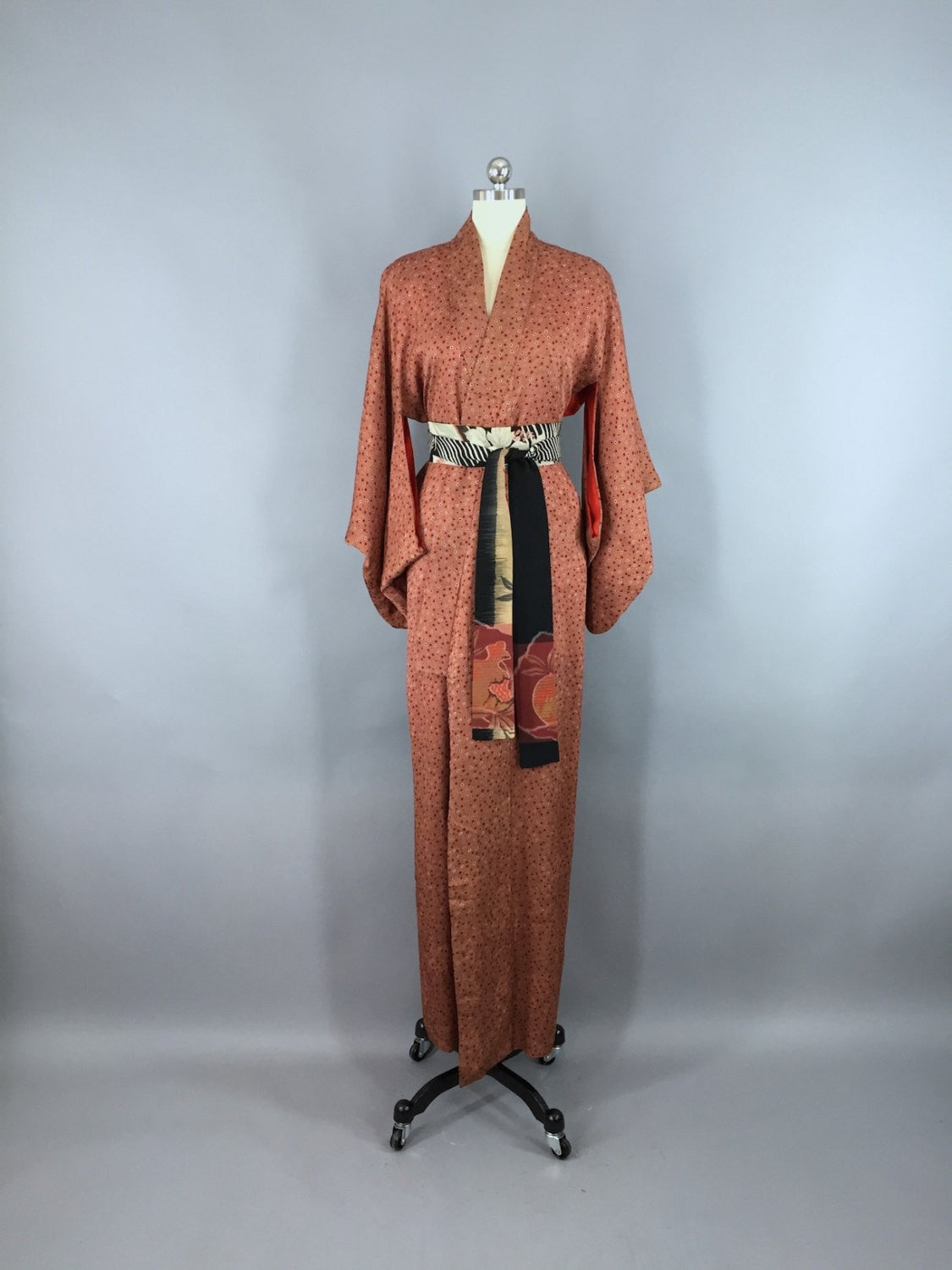 1950s Vintage Silk Kimono Robe / Brown Floral Print – ThisBlueBird