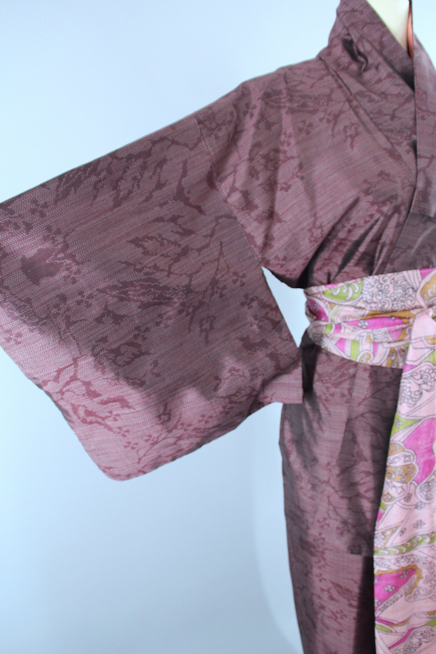 1950s Vintage Silk Kimono Robe / Dark Purple & White - ThisBlueBird