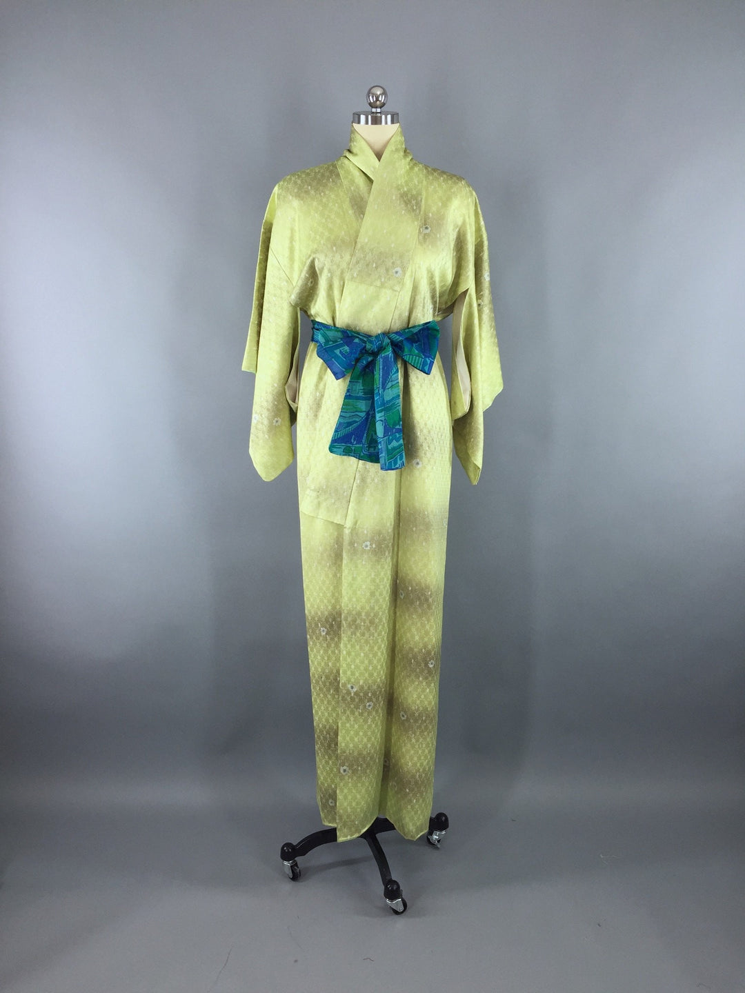 1950s Vintage Silk Kimono Robe in Apple Green Ombre - ThisBlueBird