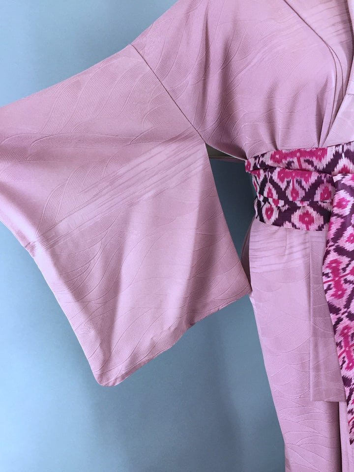 1950s Vintage Silk Kimono Robe in Lavender Purple Textured Crepe - ThisBlueBird