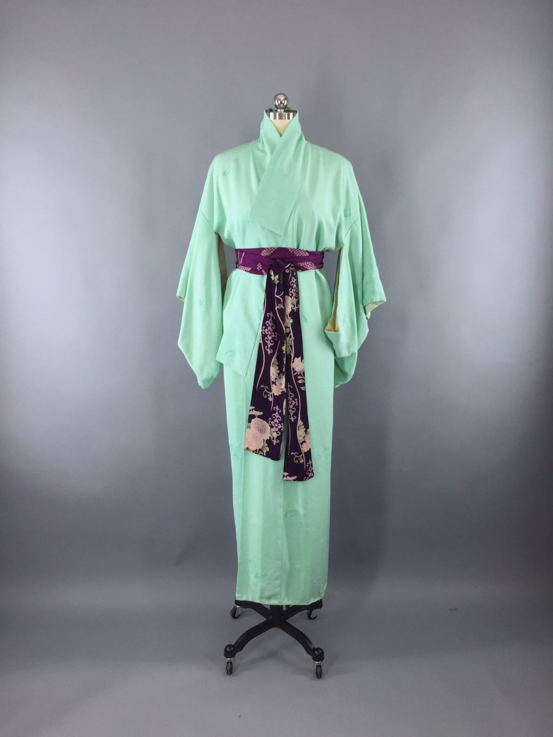 1950s Vintage Silk Kimono Robe in Mint Green - ThisBlueBird