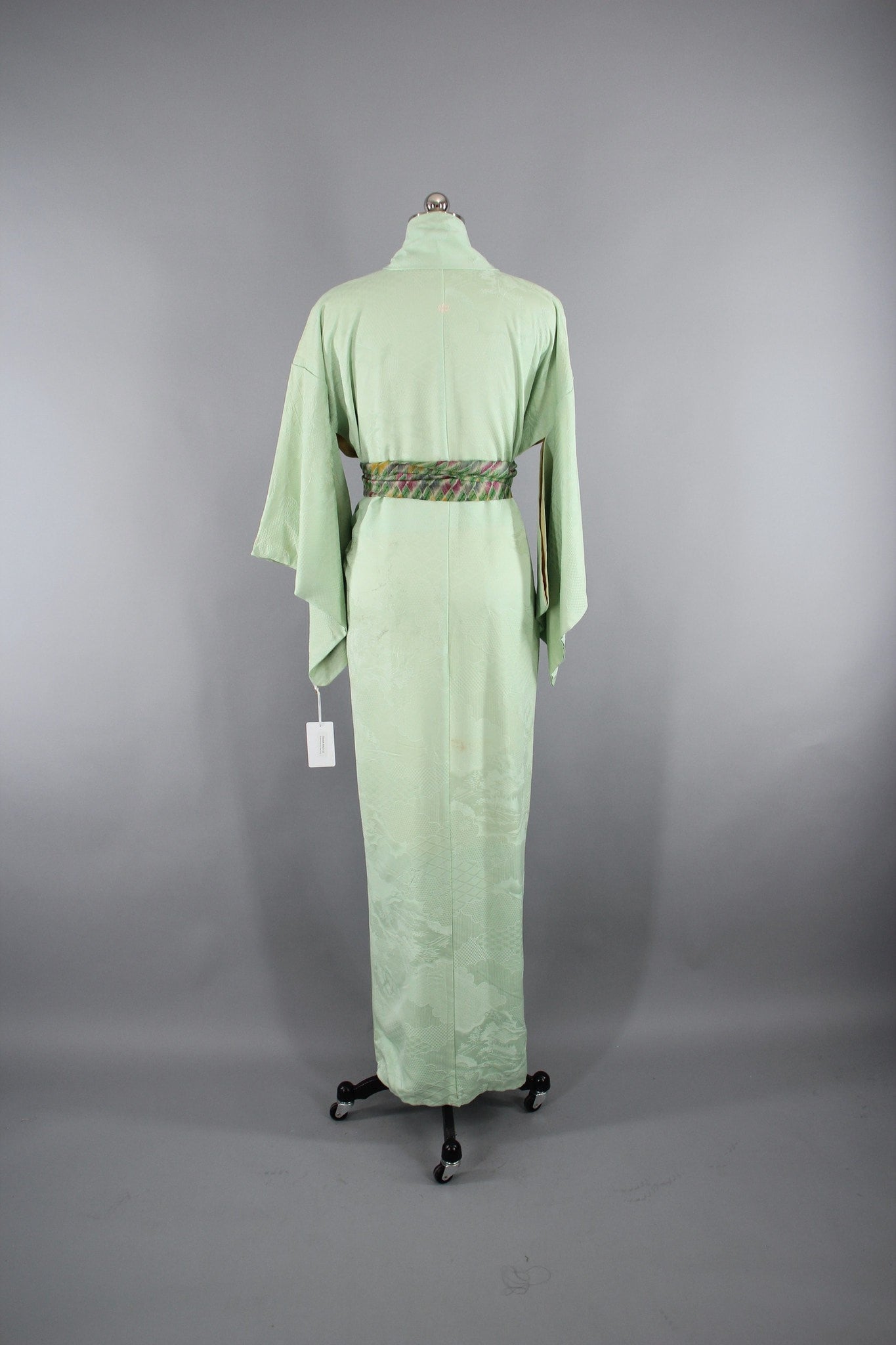 1950s Vintage Silk Kimono Robe in Pastel Mint Green - ThisBlueBird