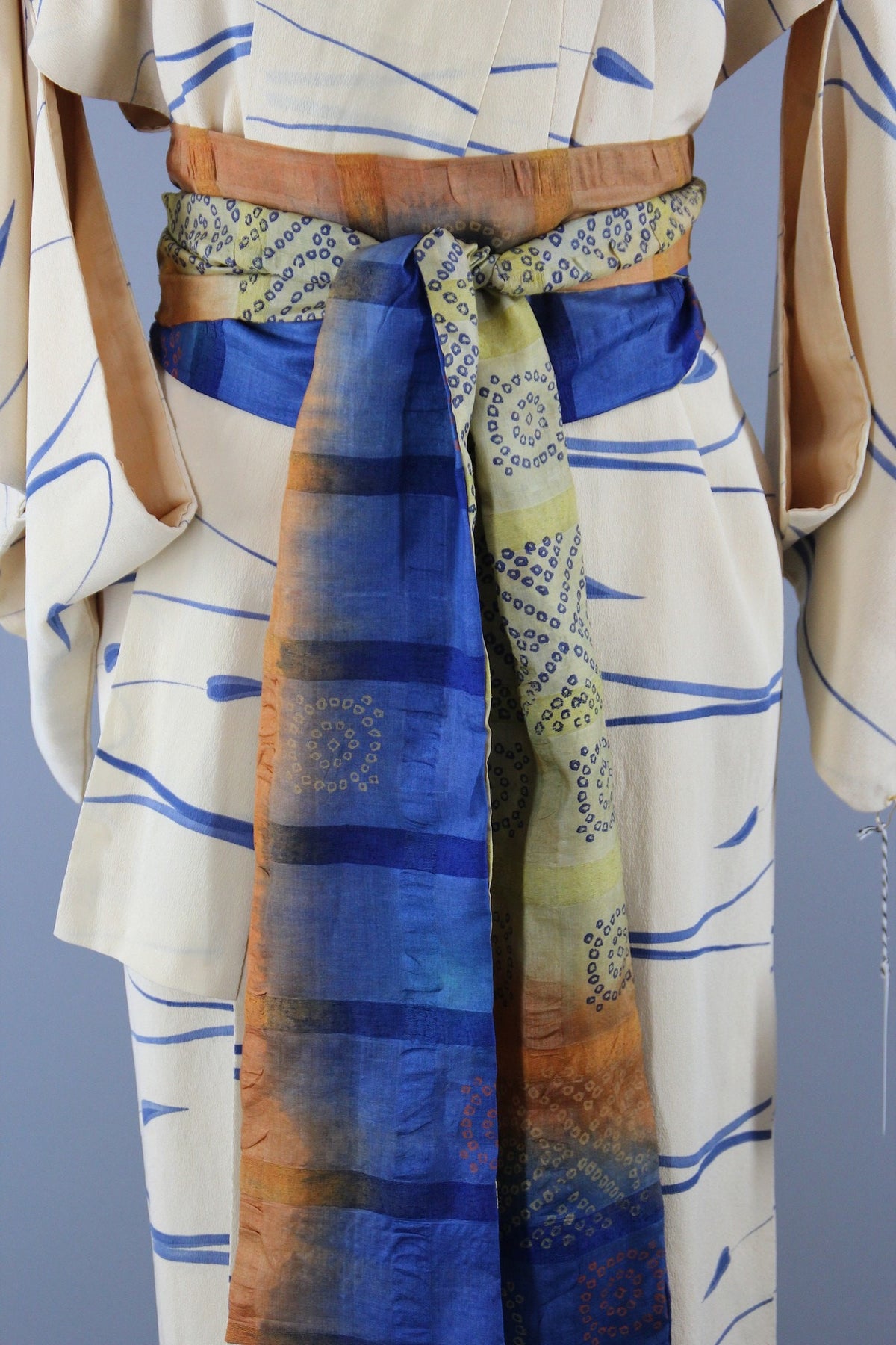 Vintage Ivory Silk Full Length Kimono