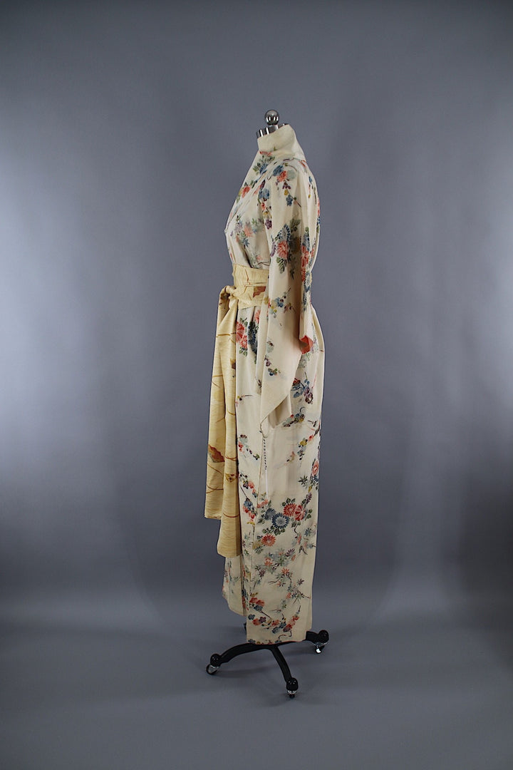 1950s Vintage Silk Kimono Robe / Ivory Metalic Floral OMESHI URUSHI Embroidery - ThisBlueBird