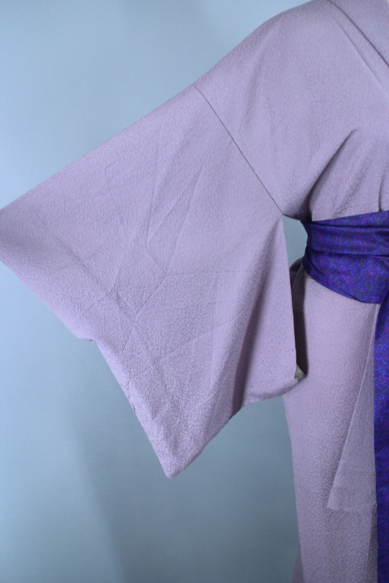 1950s Vintage Silk Kimono Robe / Lavender - ThisBlueBird