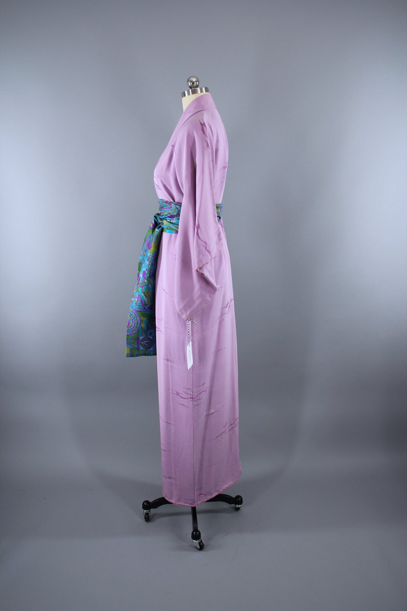 1950s Vintage Silk Kimono Robe / Lavender Purple – ThisBlueBird
