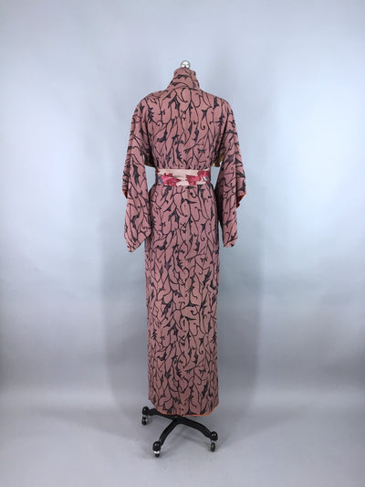 1950s Vintage Silk Kimono Robe / Mauve Purple Floral Ivy - ThisBlueBird