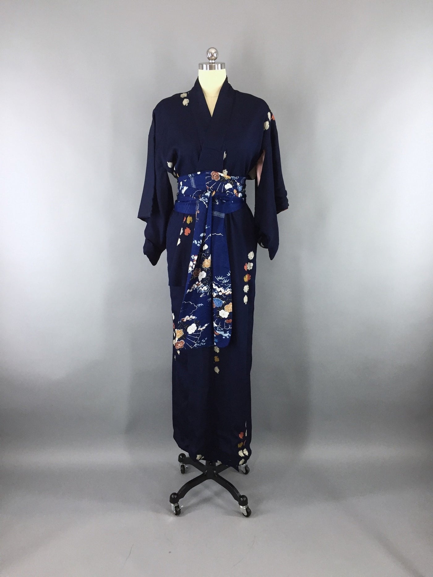 1950s Vintage Silk Kimono Robe / Navy Blue Metallic - ThisBlueBird