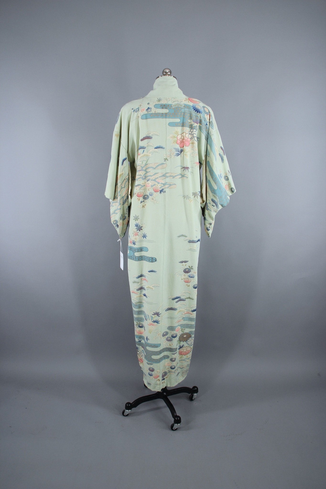 1950s Vintage Silk Kimono Robe /  Pale Blue Traditional Floral - ThisBlueBird