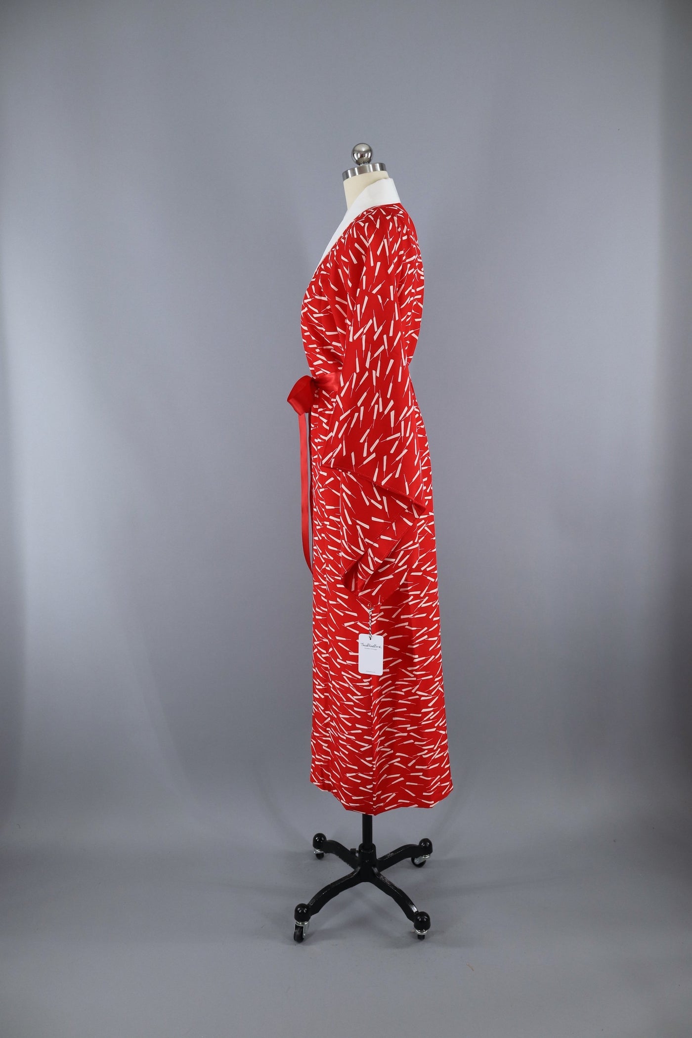 1950s Vintage Silk Kimono Robe / Red & White Novelty Print - ThisBlueBird