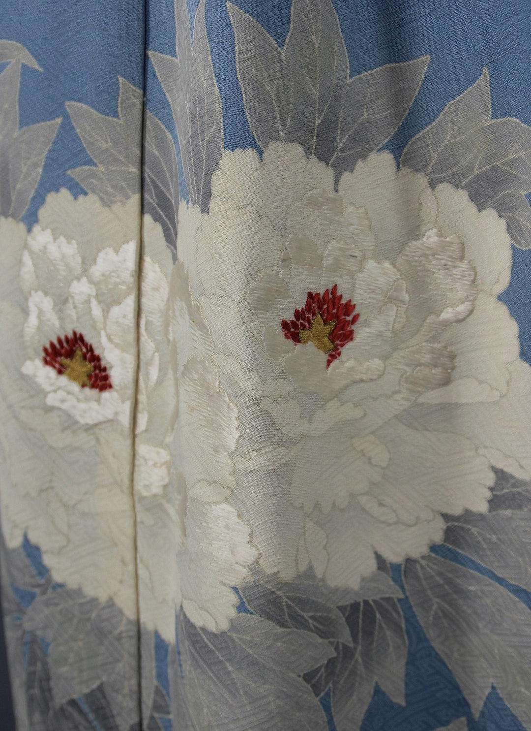 1950s Vintage Silk Kimono Robe / Sky Blue Embroidered Floral - ThisBlueBird