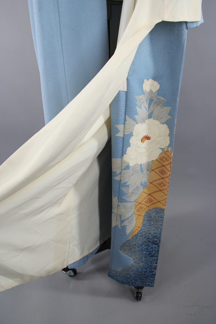 1950s Vintage Silk Kimono Robe / Sky Blue Embroidered Floral - ThisBlueBird
