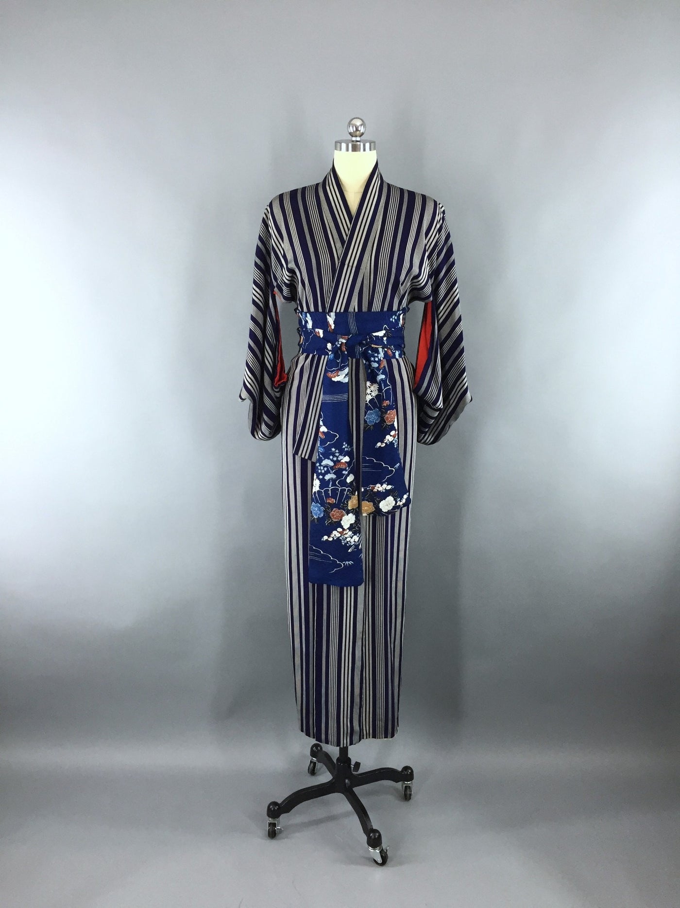 1950s Vintage Silk Kimono Robe with Silver Stripes - ThisBlueBird
