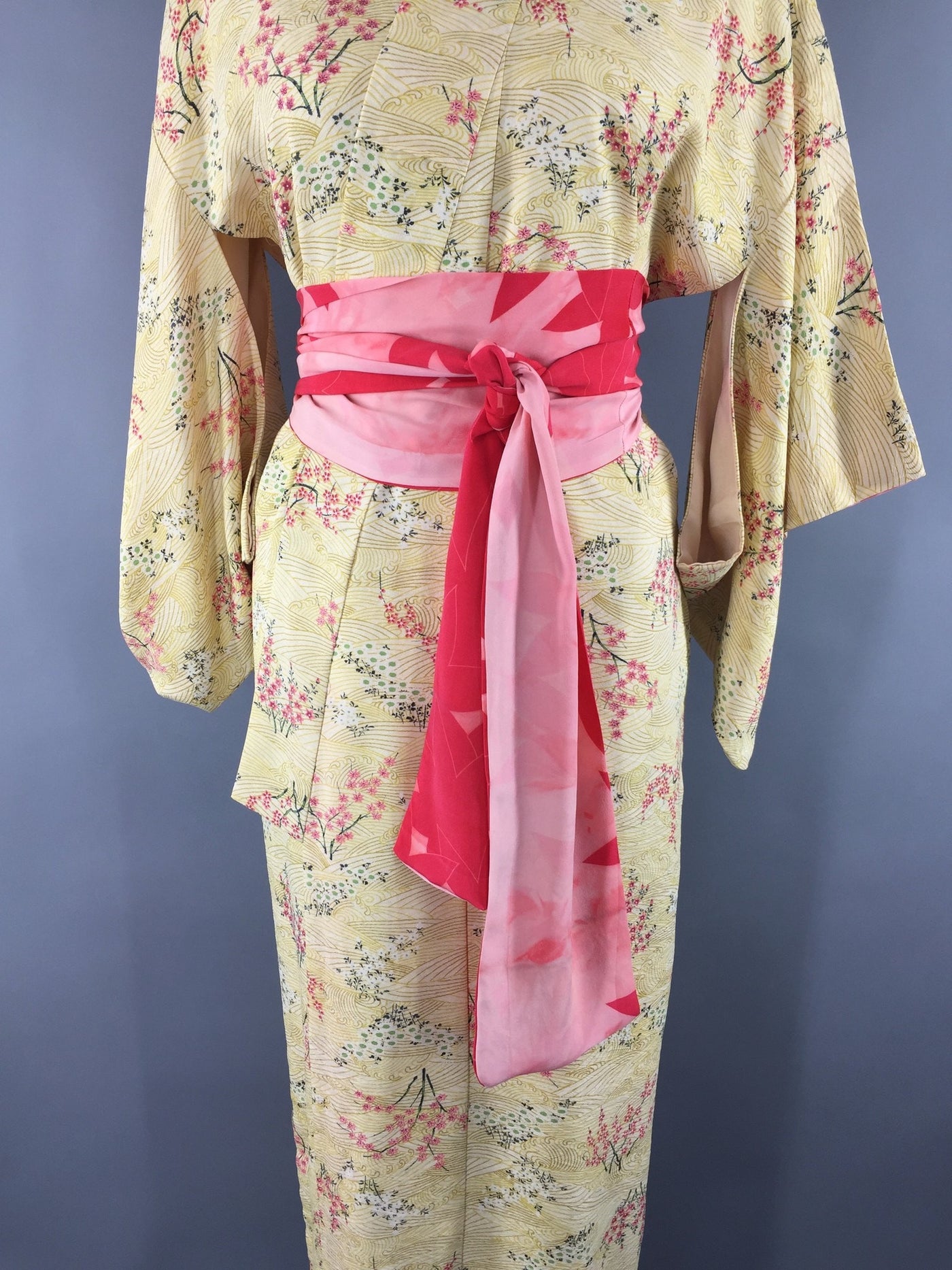 1950s Vintage Silk Kimono Robe with Yellow and Pink Floral Print - ThisBlueBird