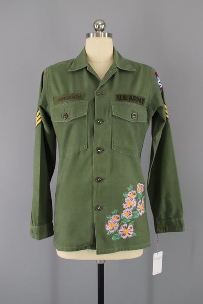 1960s US Army Vintage Embroidered Camo Shirt / Floral Embroidery - ThisBlueBird