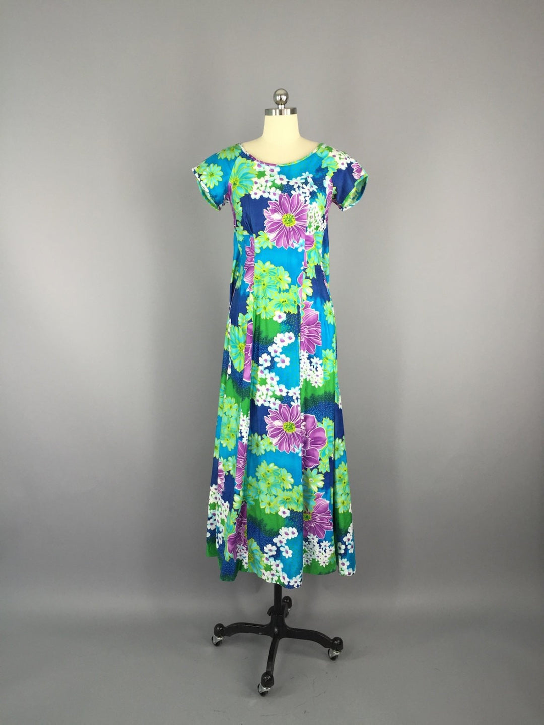 1960s Vintage Blue Hawaiian Maxi Dress - ThisBlueBird