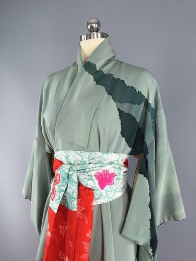 1960s Vintage Kimono Robe / Abstract Green - ThisBlueBird
