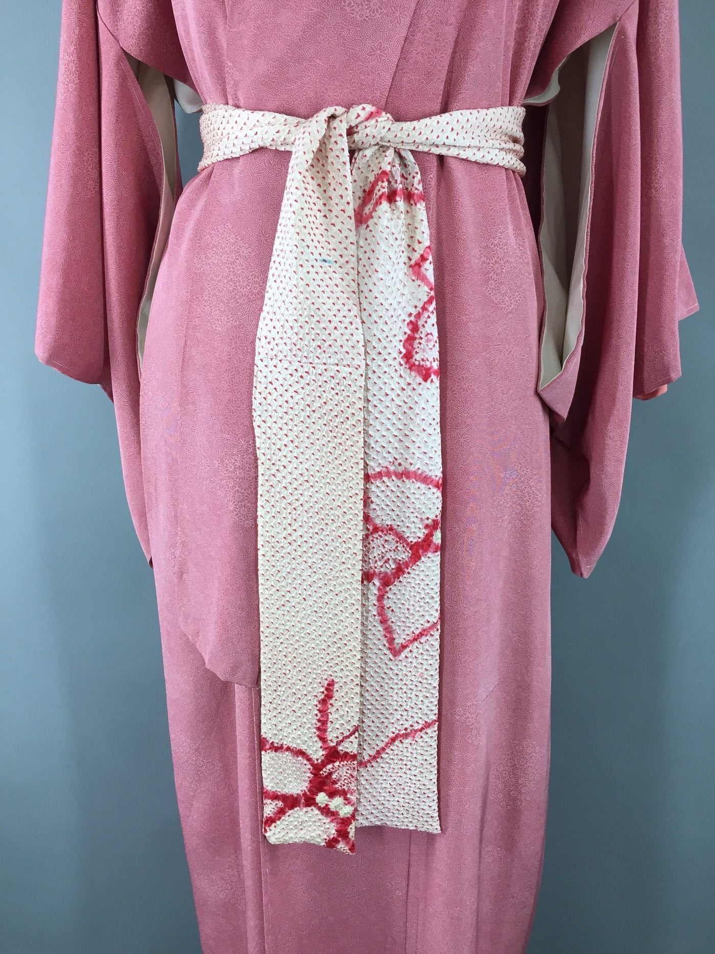 1960s Vintage Kimono Robe with Pink Floral Print - ThisBlueBird