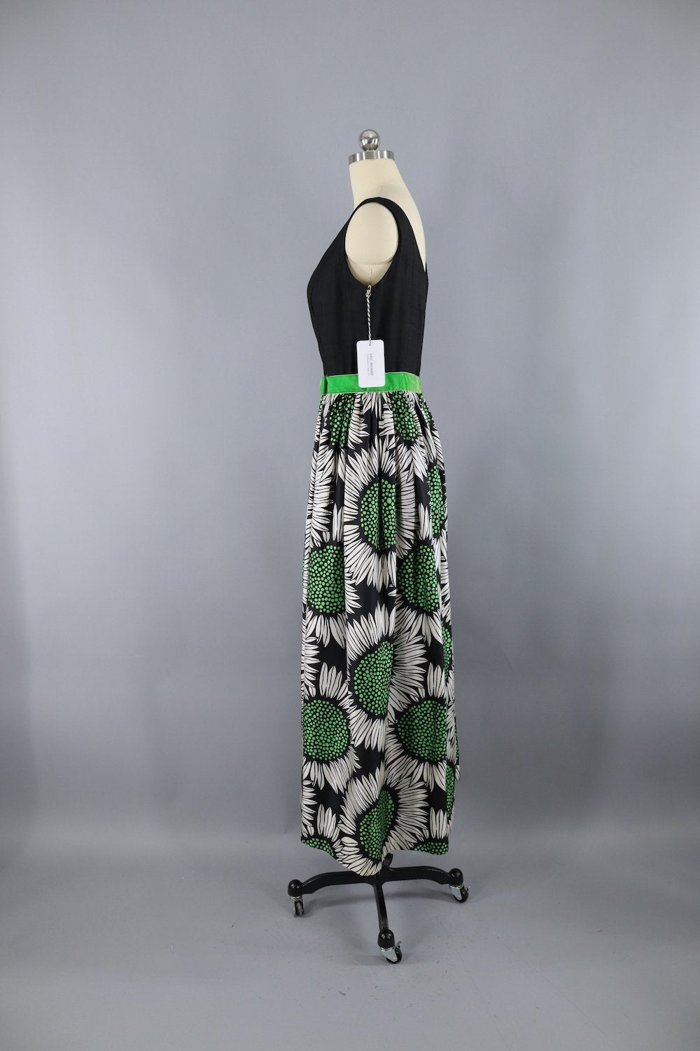 1960s Vintage Maxi Dress / Black & Green Sunflower Floral Print - ThisBlueBird