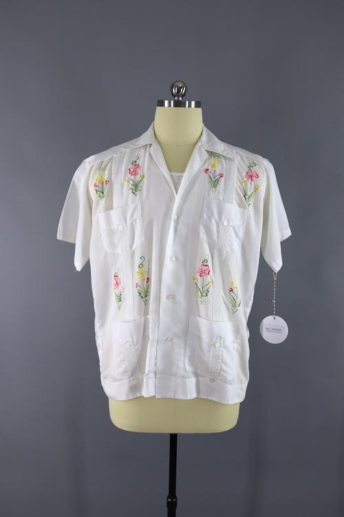 1960s Vintage Mexican Guayabera Shirt / Embroidered Flowers - ThisBlueBird