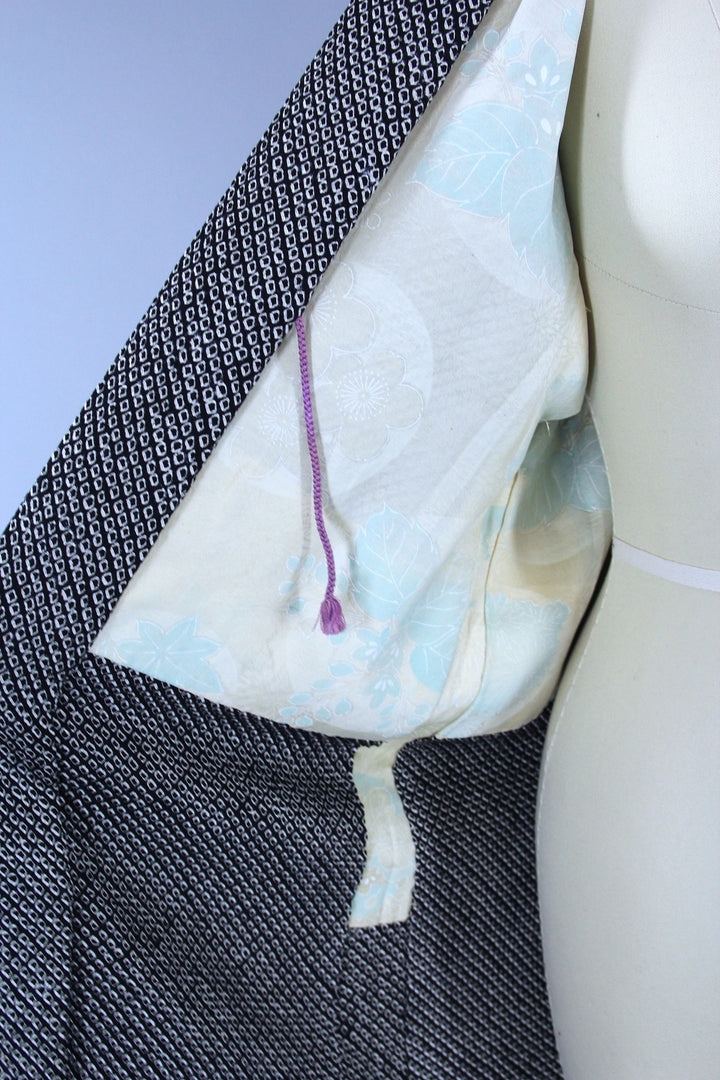 1960s Vintage Silk Haori Kimono Jacket Cardigan / Black &amp; White Shibori Dyed - ThisBlueBird