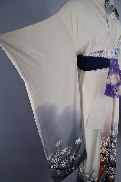 1960s Vintage Silk Kimono Robe Furisode / Ivory Grey Floral Print - ThisBlueBird