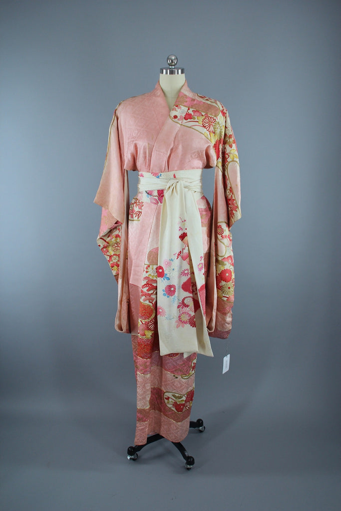 1960s Vintage Silk Kimono Robe Furisode / Pink & Gold Floral ThisBlueBird 1960s Vintage Silk Kimono Robe Furisode / Pink & Gold Floral ThisBlueBird